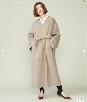 새상품급 conte 네이비 테드 리버 롱 코트 헨미 에미리