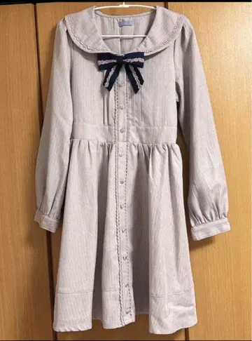 엑시즈팜 kawaii 스트라이프 패턴 리본 원피스