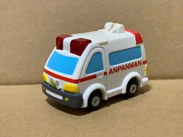 호빵맨 GOGO 미니카 구급차