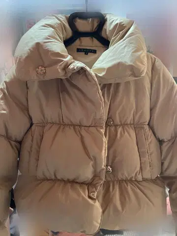 띠어리 다운 자켓 사이즈 2