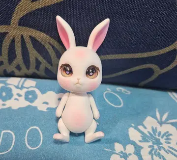 캡슐 토이 인형 토끼