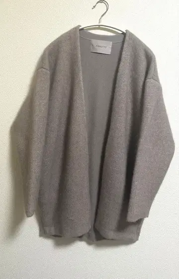 [ JUSGLITTY ] 니트 가디건 코트 [ 새상품급 ]