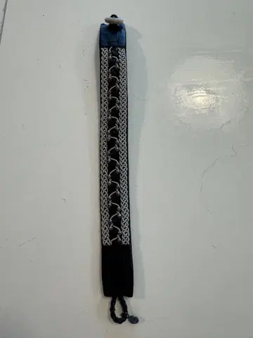 블랙 뜨개질 디자인 팔찌