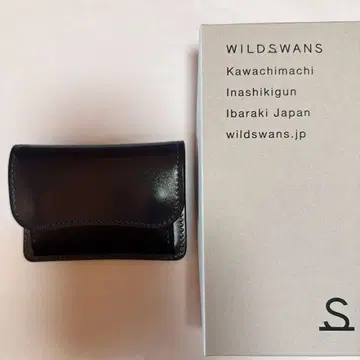 별주 와일드 스완스 태그 네이비x블랙 바이컬러