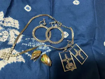 쇼와 헤이세이 실버 컬러 주얼리 세트