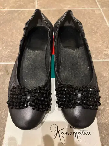 카네마츠 블랙 비즈 장식 발레 슈즈 used 23cm