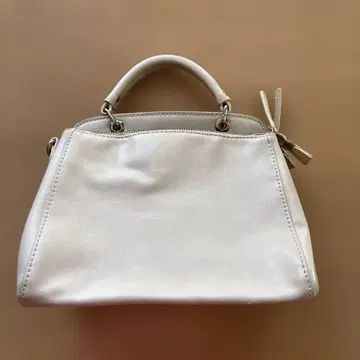 화이트 가죽 숄더백 BEAUTY&YOUTH