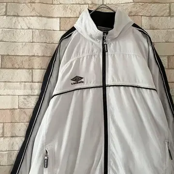 UMBRO 엄브로 나일론 자켓 자수 로고 메쉬 안감