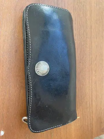 레드문 블랙 가죽 장지갑 스냅 버튼 포함