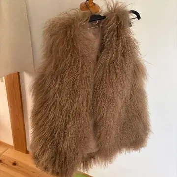 새상품급 언그리드 베이지 퍼 소재 베스트