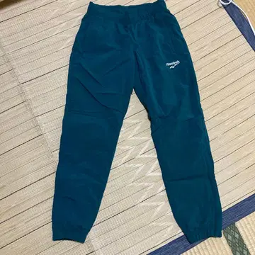 Reebok 다크 그린 팬츠