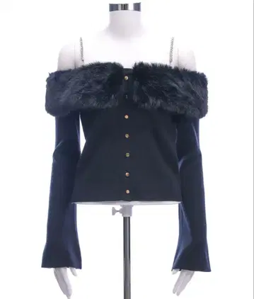 비쥬 어깨끈 오프숄더 퍼 니트탑