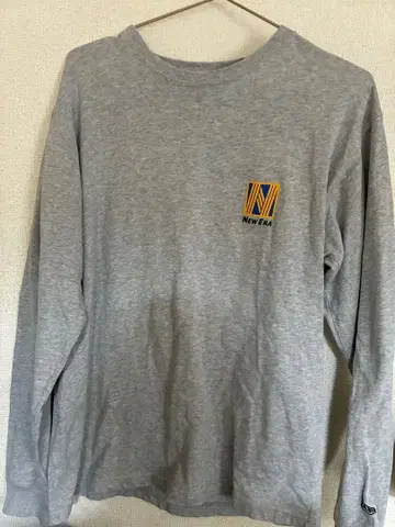 New Era 그레이 긴팔T셔츠
