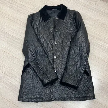 블랙 가죽 퀼팅 자켓