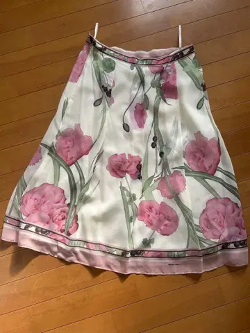 M'S GRAYO Platinum 플라워 프린트 플레어 스커트