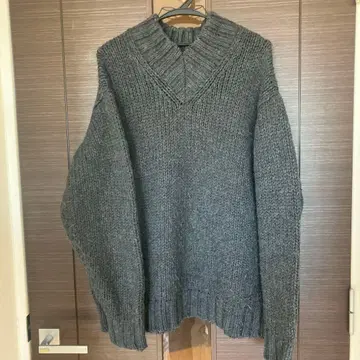 AURLEE 그레이 V넥 니트 오버사이즈 스웨터