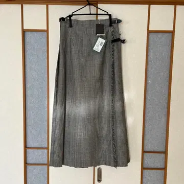 체크 무늬 플리츠 스커트 사이즈 10