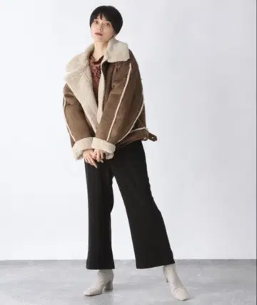 JEANASIS 브라운 무스탕 보아 자켓