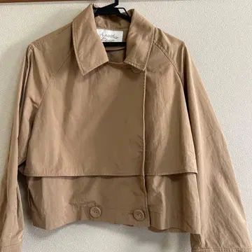 숏 기장 자켓 새상품급