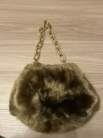 a point etc. 체인백