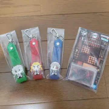 귀멸의 칼날 아크릴 키링 포코트 참 세트