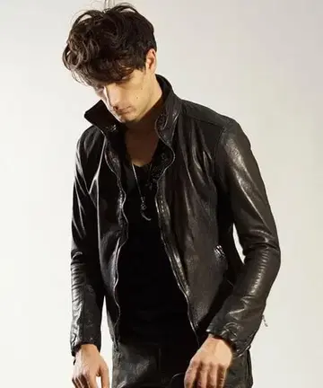 SHELLAC 17SS 제품 염색 WAX 가공 카우 가죽 싱글 라이더