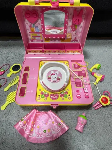 멜짱 딸기 미용실 역할 놀이 인형 놀이