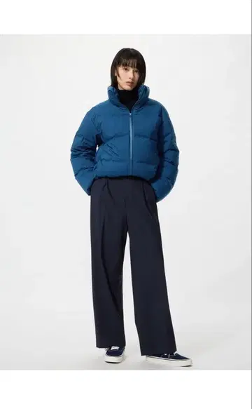 유니클로 턱 와이드 팬츠