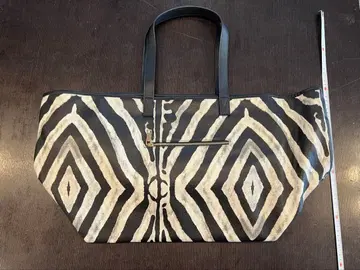 제브라 패턴 빅 토트백