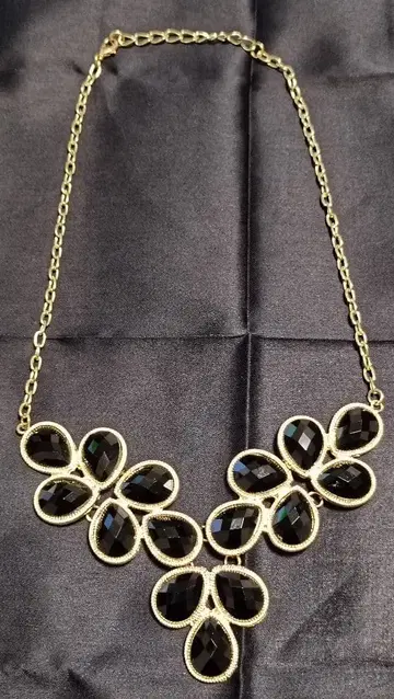 빈티지 목걸이 블랙 물방울형