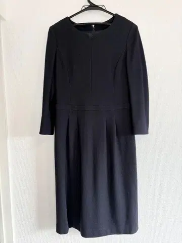 폴 스튜어트 울 원피스 네이비 사이즈 8 무릎 기장