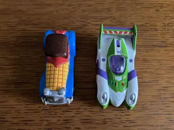 도쿄 디즈니 리조트 토이스토리 우디 버즈 토미카