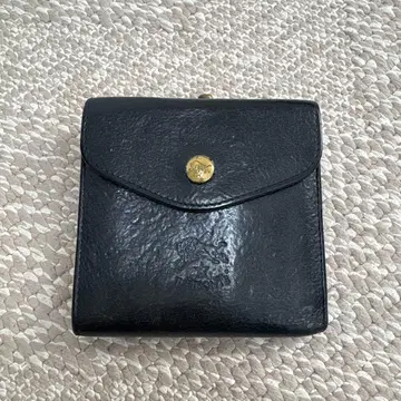 일비종떼 블랙 가죽 이단 접이식 지갑