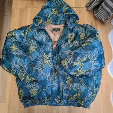 ROYAL DIXTON 카모플라쥬 다운 자켓 L 사이즈