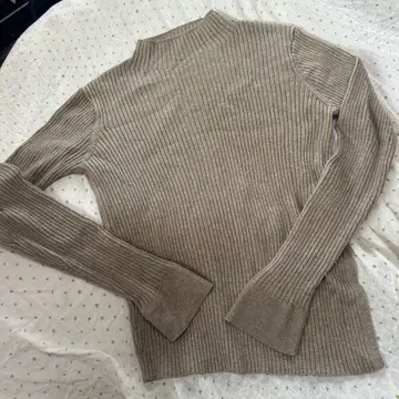 ADAM ET ROPE 베이지 리브 니트 긴팔