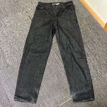 Carhratt 블랙 데님 28 사이즈