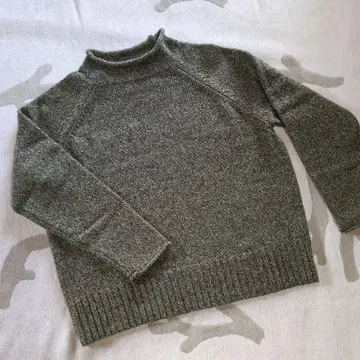 MHL 래글런 슬리브 니트