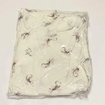 젤라또피케 룸웨어 상하의 세트 T셔츠 레깅스 깃털 리본 새상품