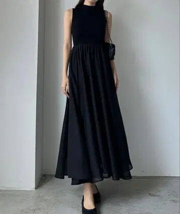 Louere 새상품급 보틀넥 니트 도킹 원피스 M