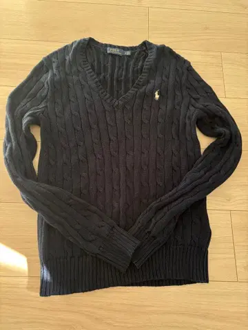 인기! 폴로 랄프 로렌 다크 네이비 V넥 스웨터 M 사이즈