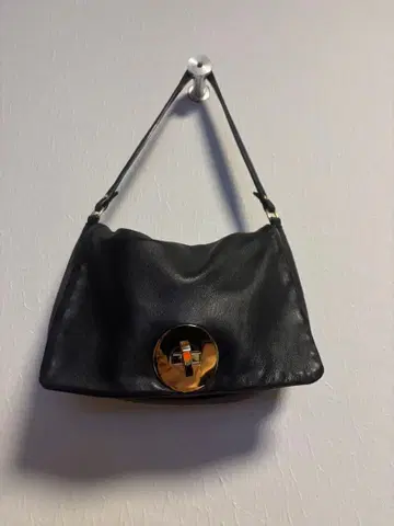 INNUE 가죽 Made in Italy 숄더백 이누에 백