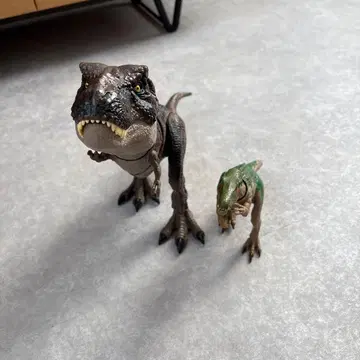 쥬라기 월드 슈퍼 액션! T-렉스 바리오닉스