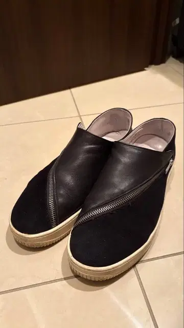 Amb 지퍼 달린 스니커즈