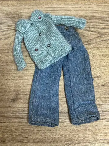 커스텀 브라이스 아웃핏