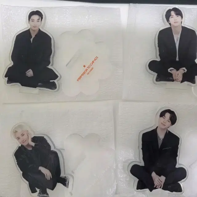 BTS 방탄소년단 PTD 퍼투댄 온스테이지 럭드 아크릴스탠드