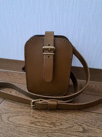 HERZ 아키 벨트 파우치 숄더백 그린