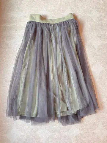 [ 리버서블 ] 어반 리서치 튤 플레어 스커트 그레이와 라이트 그린