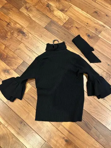 cccmalie 캐시미어 프릴 소매 니트