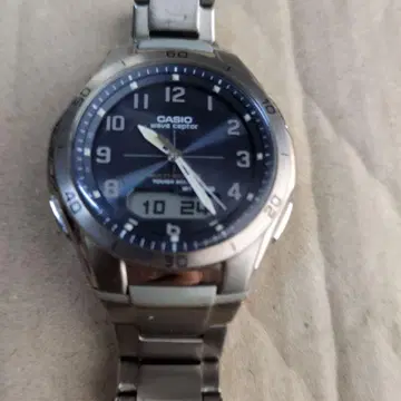 작동품. CASIO Wave Ceptor 손목시계 (쿼츠)