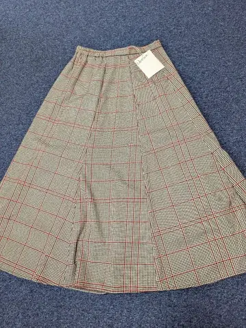 Dessin 체크 무늬 플레어 롱 스커트